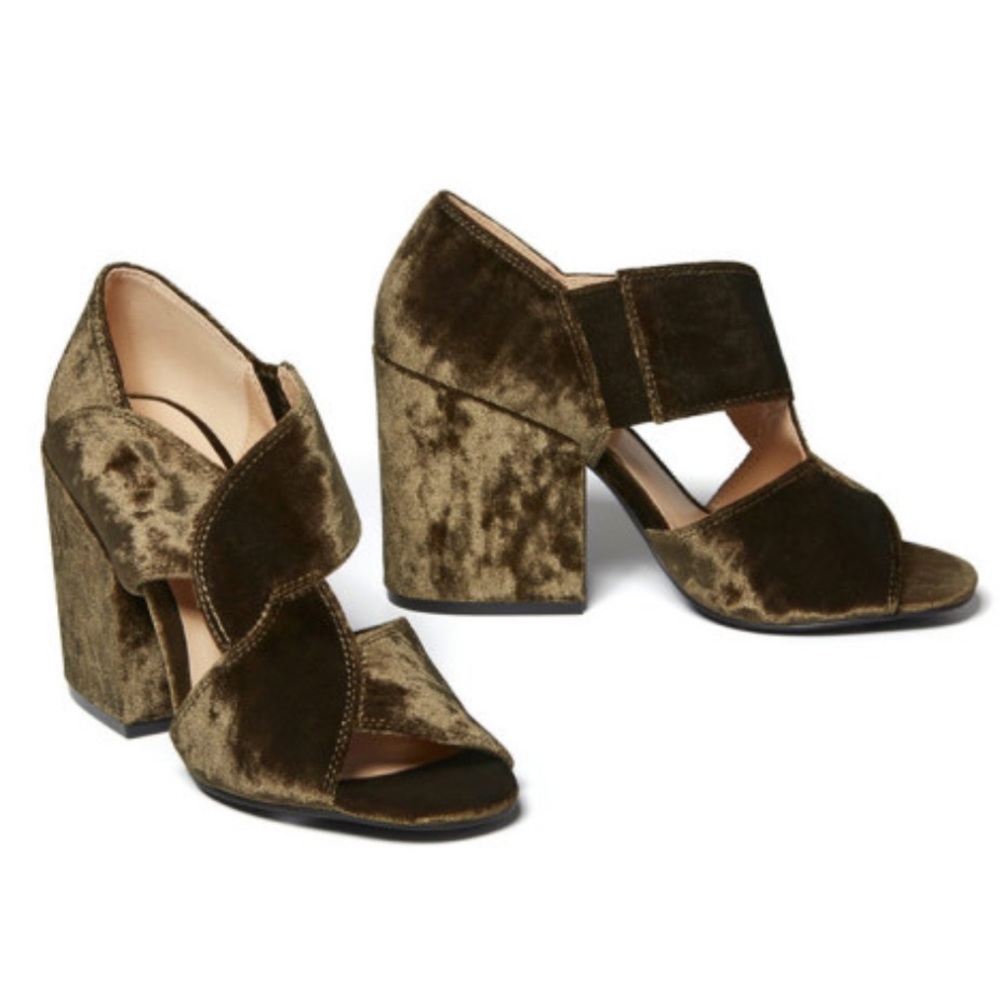 Worn Once | Cabi Interlock Block Heel | Color: Moss | Size: 8.5